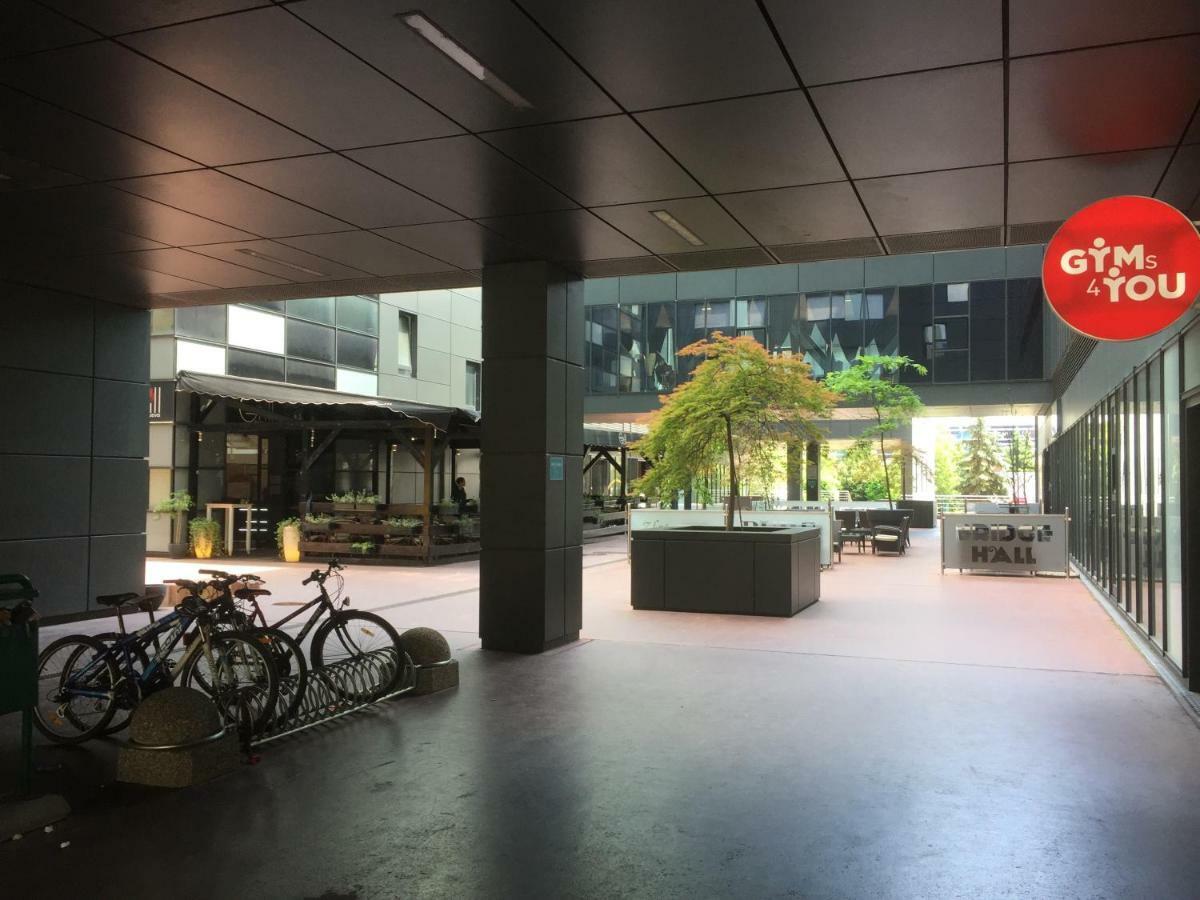 Nova Galerija Studio Ema I Apartman Anita- Parking In Garage Загреб Экстерьер фото